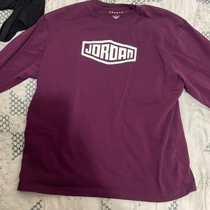 Jordan maroon T shirt
